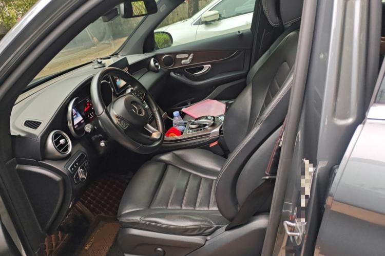 Used Mercedes-Benz GLC 2016 GLC 300 4MATIC Luxury Model
