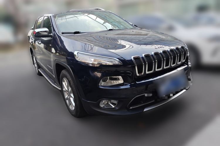 Used Jeep Cherokee 2017 2.4L Leading Edition
