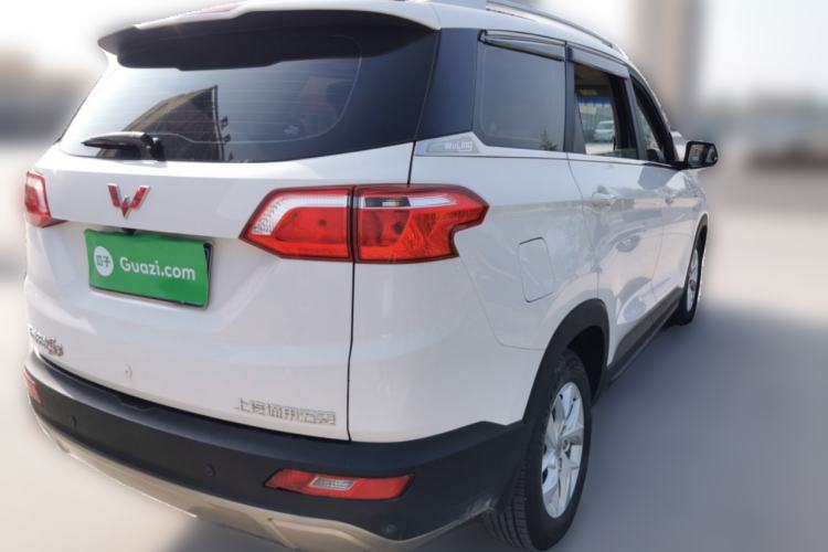 Used Wuling Hongguang S3 2018 1.5T Manual Luxury Model China V Standard Rear Right 45 Deg