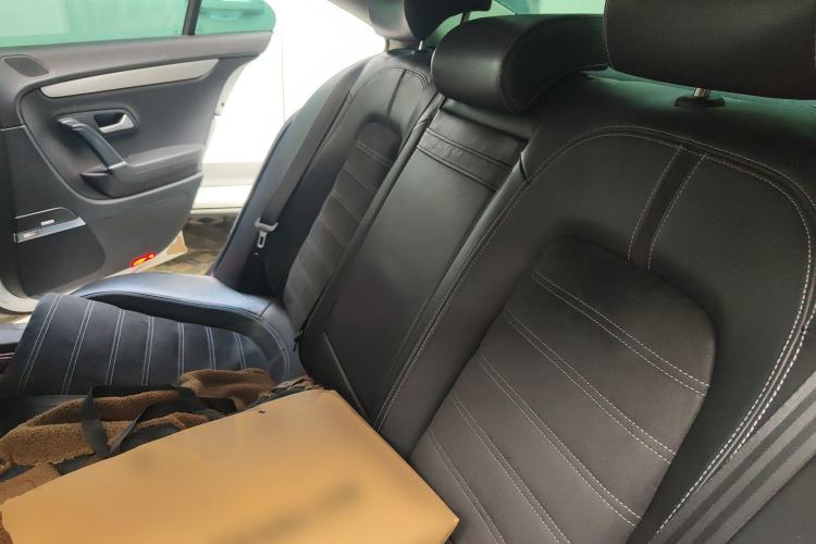 Used Volkswagen FAW-Volkswagen CC 2012 1.8TSI Luxury Model Left Rear Seat