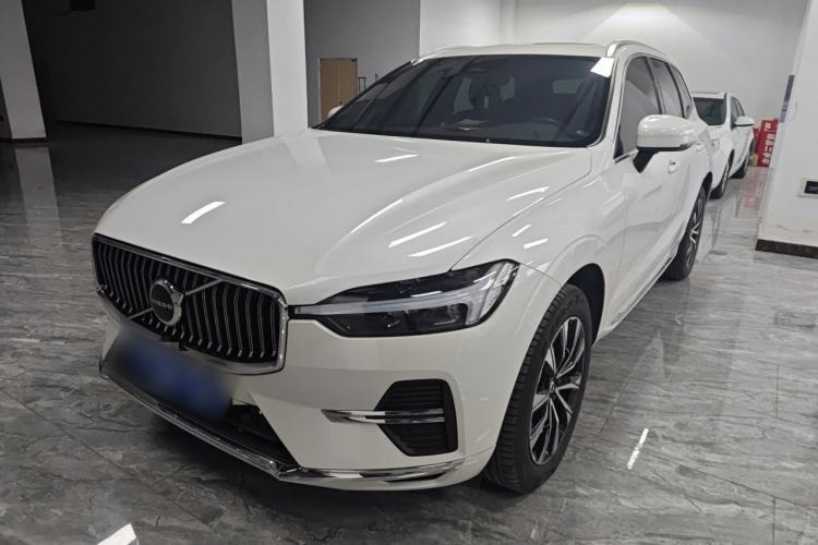 Used Volvo XC60 2024 B5 4x4 Smart Luxury Edition
