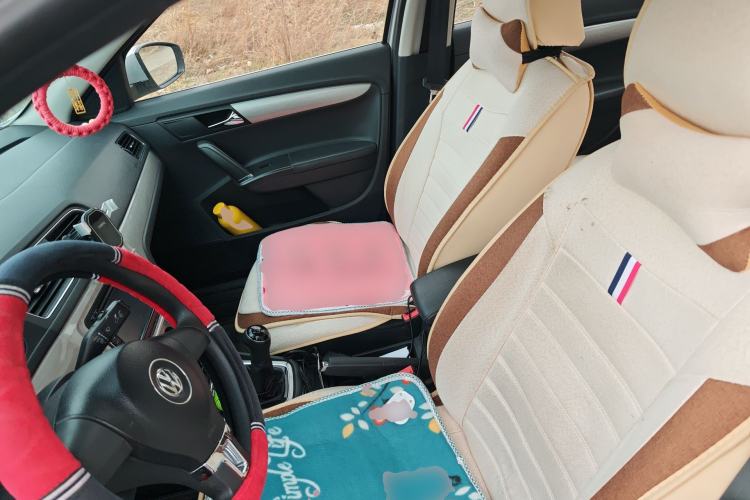 Used Volkswagen Lavida 2013 Revised Version 1.4 TSI Manual Comfort Edition Left Front Seat