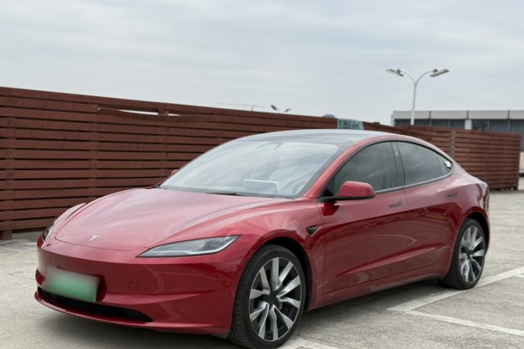 Used Tesla Model 3 2023 Long-Range All-Wheel-Drive Version