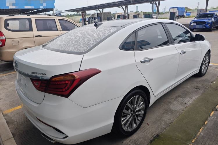 Used Hyundai Mistra 2017 1.8L Automatic Deluxe DLX Model China V Emission Standard
