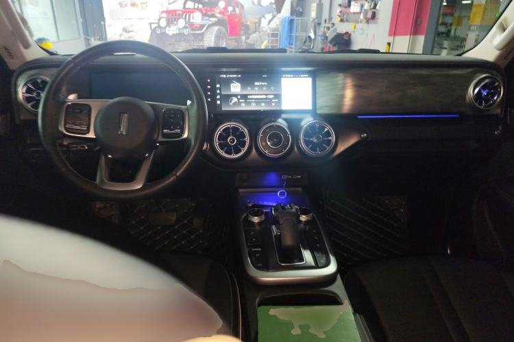 Used Tank 300 2021 Off-Road Edition 2.0T Conqueror Center Console