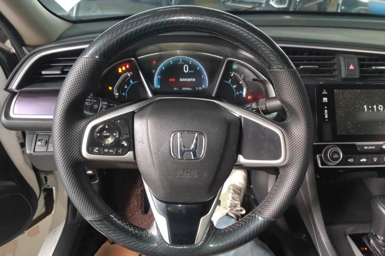 Used Honda Civic 2016 220TURBO CVT Luxury Edition
