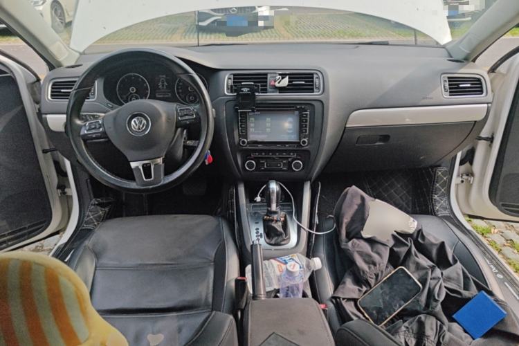 Used Volkswagen Sagitar 2014 Revised Version 1.4TSI Automatic Luxury Edition