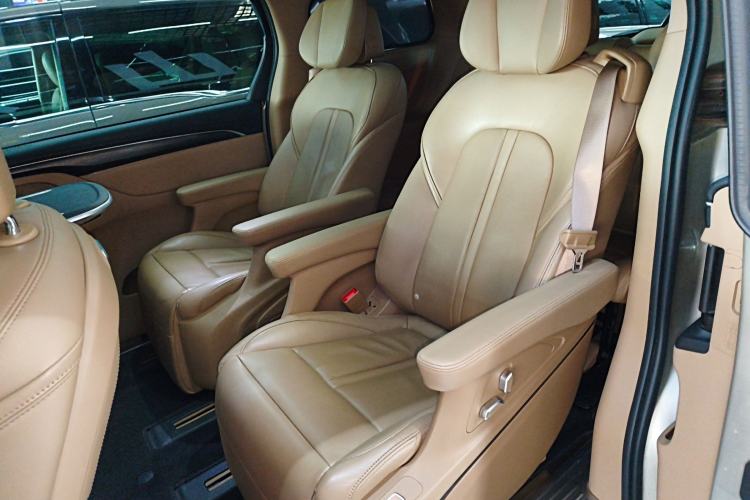 Used Buick GL8 2020 ES Land Cruiser 653T Luxury Model
