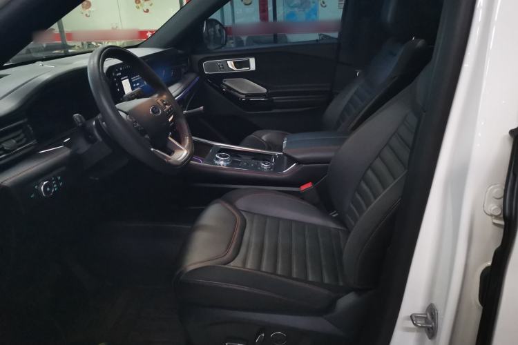 Used Ford Explorer 2023 EcoBoost 285 4x4 ST-LINE 7-Seater Left Front Seat