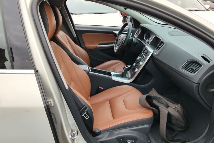 Used Volvo S60 2017 S60L T4 Smart Range Edition Right Front Seat