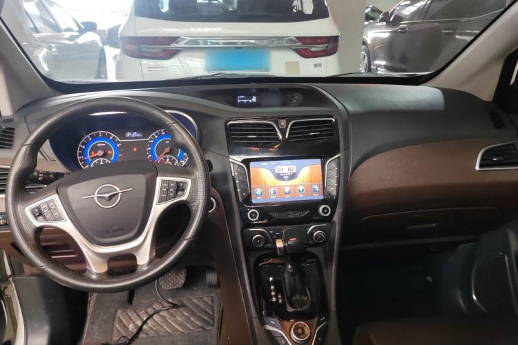 Used Haima V70 2016 1.5T Automatic Comfort Plus 7-Seater
