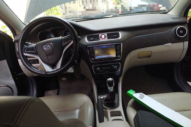 Used JAC Heyue 2014 1.5L Manual Luxury Version China IV Standard
