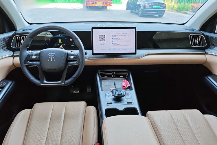 Used BYD Song Pro New Energy 2025 Second-Generation DM-i 75KM Leading Edition Center Console