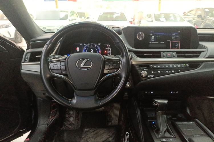Used Lexus ES 2020 200 Excellence Edition