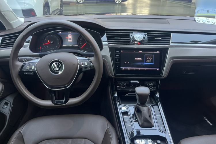 Used Volkswagen Phideon 2021 380TSI Luxury Edition