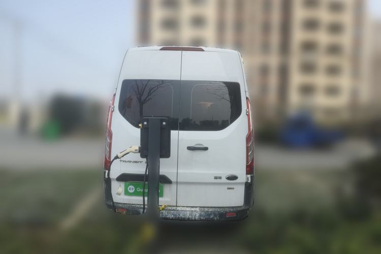 Used Ford Transit 2017 2.0T Diesel Multi-Function Commercial Vehicle Mid-Drive Mid-Roof China V Standard