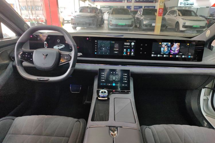 Used VOYAH PASSION 2023 Four-Wheel Drive Flagship Edition