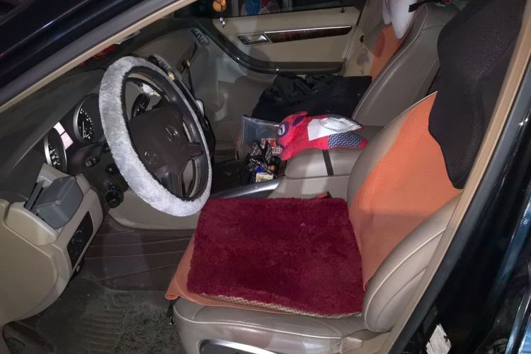 Used Mercedes-Benz R-Class 2011 R 350 L 4MATIC Left Front Seat