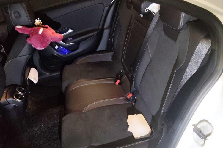 Used Mercedes-Benz A-Class 2022 Second Facelift A 200 L Sport Sedan Fashion Version
