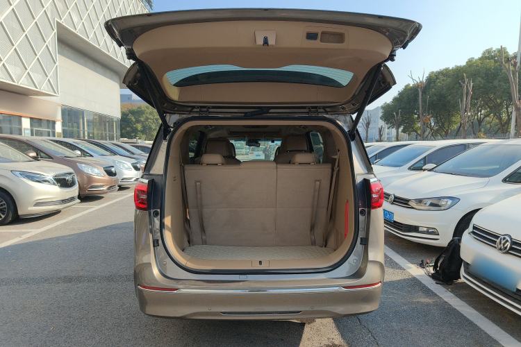 Used Buick GL8 2020 ES Land Cruiser 653T Luxury Model
