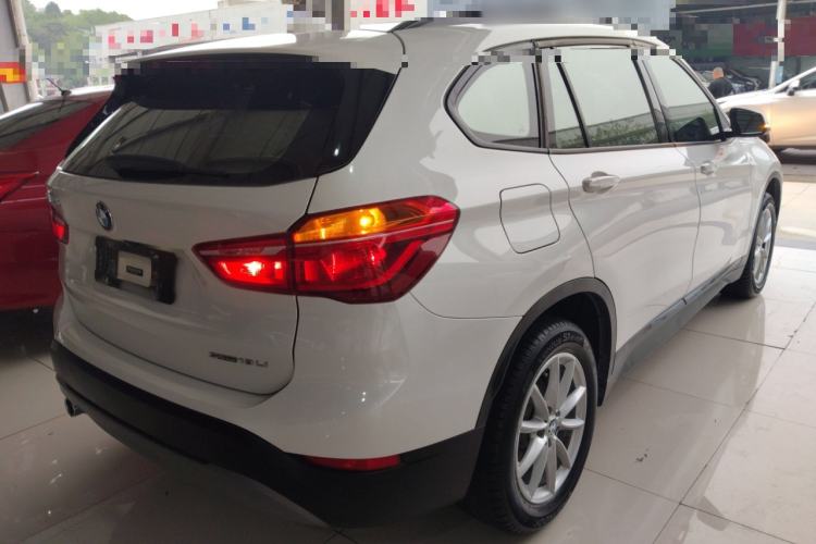 Used BMW X1 2018 sDrive18Li Fashion Model Rear Right 45 Deg