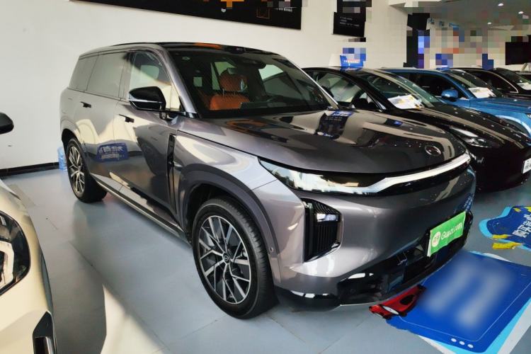 Used GAC Trumpchi Xiangwang S7 2025 205 km Max LiDAR Version Front Right 45 Deg