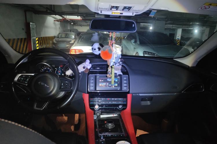 Used Jaguar F-PACE 2018 2.0T Four-Wheel Drive Urban Luxury Edition