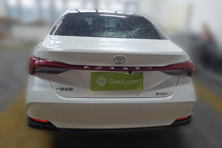 Used Toyota Avalon 2024 Dual-Motor 2.0L Premium Edition