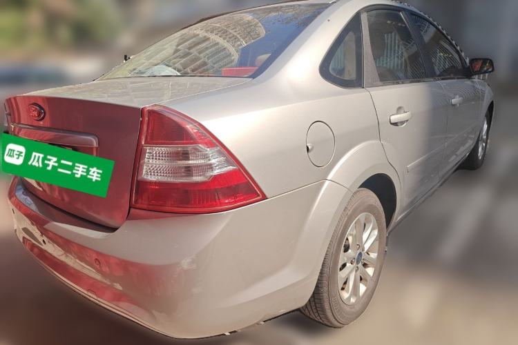 Used Ford Focus 2011 Sedan 1.8L Automatic Fashion Edition
