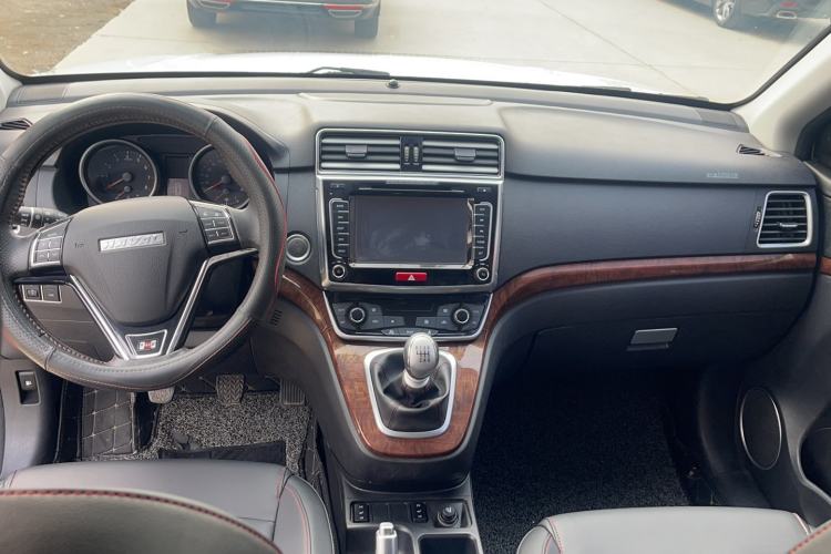 Used Haval H6 2017 Red-Label Sport Edition 1.5T Manual Two-Wheel Drive Elite Model
