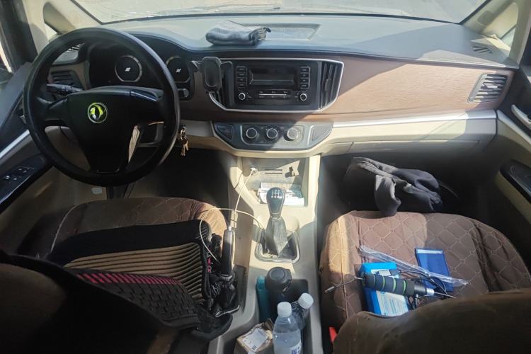 Used FORTHING Lingzhi 2020 M5L 1.6L Base Model 7 Seats Center Console