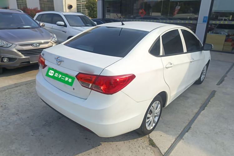 Used Haima M3 2015 1.5L Manual Standard with Sunroof
