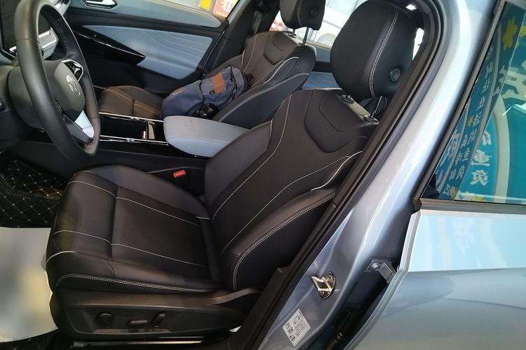 Used Volkswagen ID.4 X 2025 Smart Version Pure & Intelligent Enjoyment Edition
