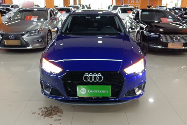 Used Audi A4L 2019 40 TFSI Fashion Edition China VI Emission Standard
