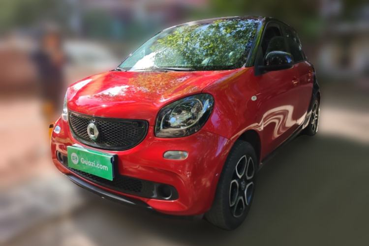 Used smart forfour 2016 0.9T 66 kW Pioneer Edition
