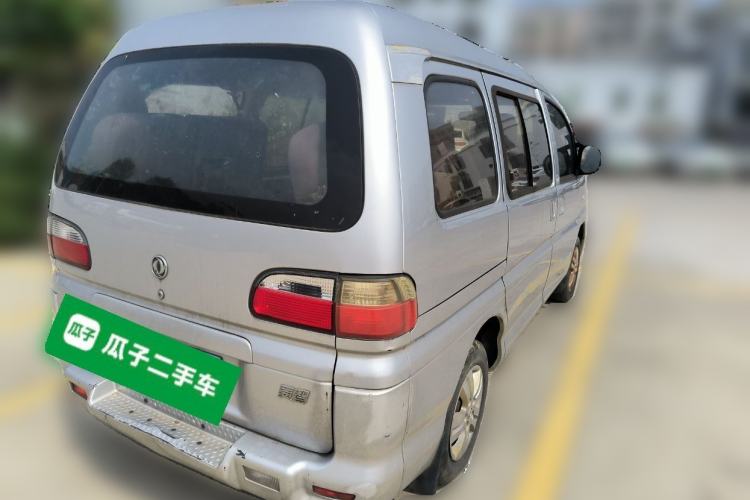 Used FORTHING Lingzhi 2013 V3 1.5L 7-Seater Standard Model II
