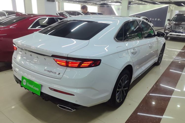 Used Geely Auto Preface 2025 Dongfang Yao 1.5TD Fuyao Edition
