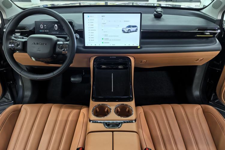 Used AION V 2024 Aion Tyrannosaurus 650 Smart Luxury Edition