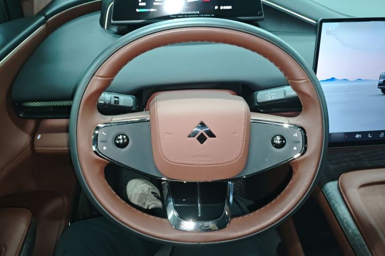 Used Hyptec HL 2025 700 Ultra Six-Seater All-Wheel-Drive LiDAR Version
