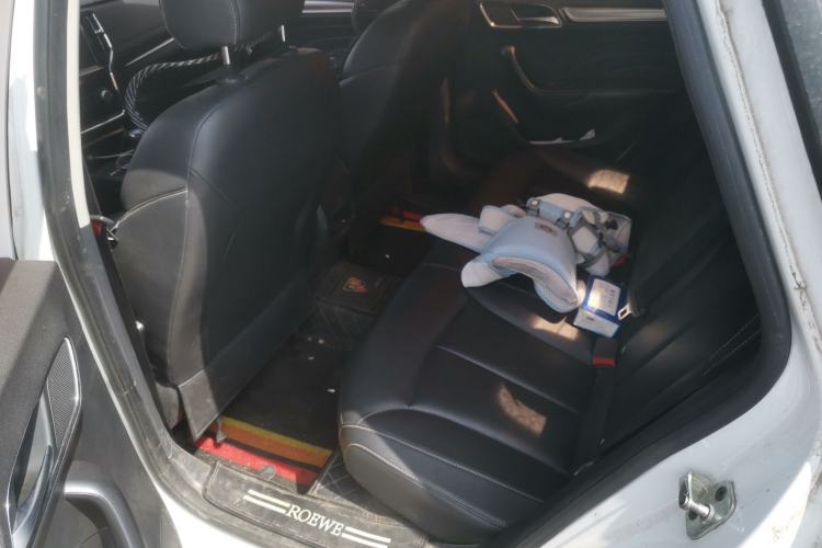 Used Roewe i6 2017 20T Manual Luxury Edition