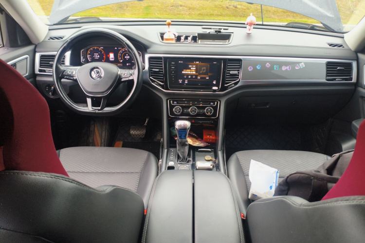 Used Volkswagen Teramont 2020 380TSI Four-Wheel Drive Comfort Edition China VI Standard Center Console