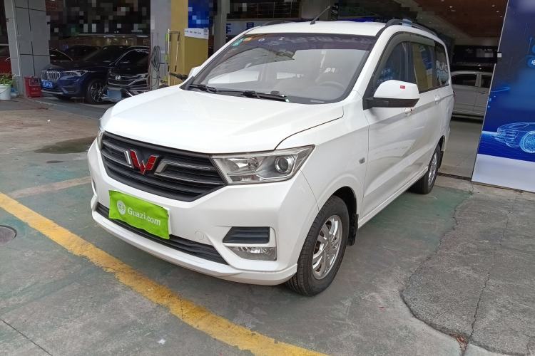 Used Wuling Hongguang 2019 1.5L S Comfort Edition China VI LAR