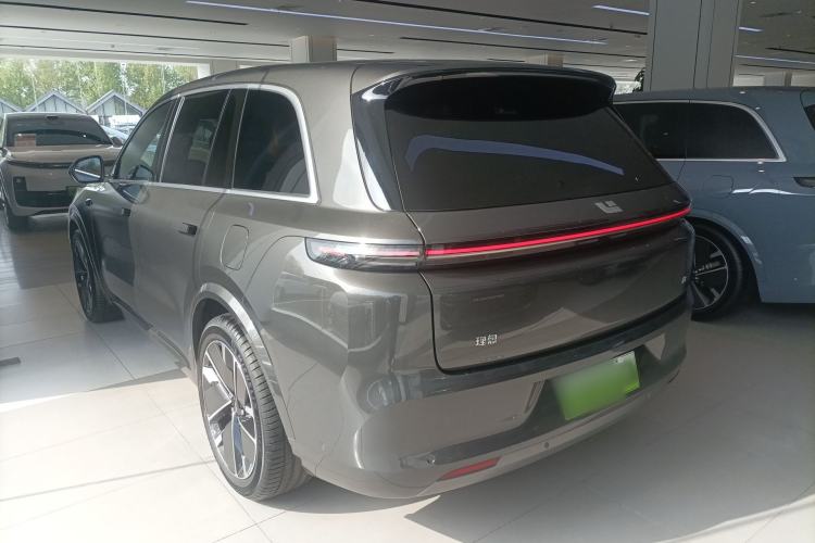 Used Li Auto L8 2025 Max Smart Refresh Edition Rear Left 45 Deg