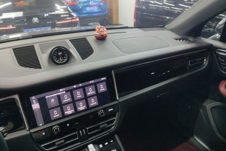 Used Porsche Macan 2023 Macan S 2.9T
