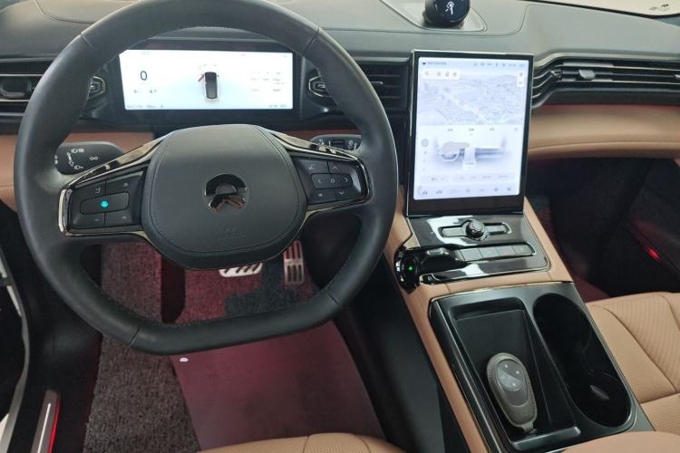 Used Nio ES8 2020 580 km Signature Edition 7-Seater Version
