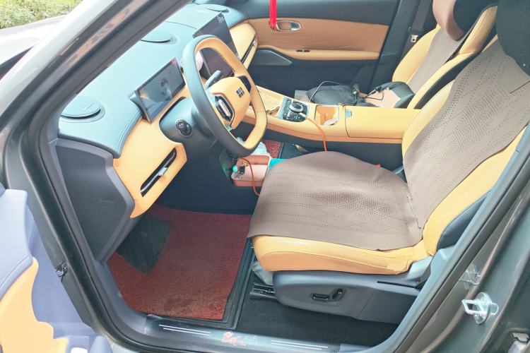 Used Geely Galaxy Galaxy Xingjian 7 EM-i 2025 120km Exploration+ Version