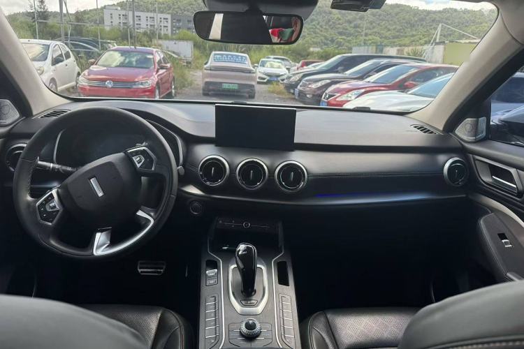 Used Wey VV6 2018 2.0T Two-Wheel-Drive Ultra-Luxury Version China V Standard
