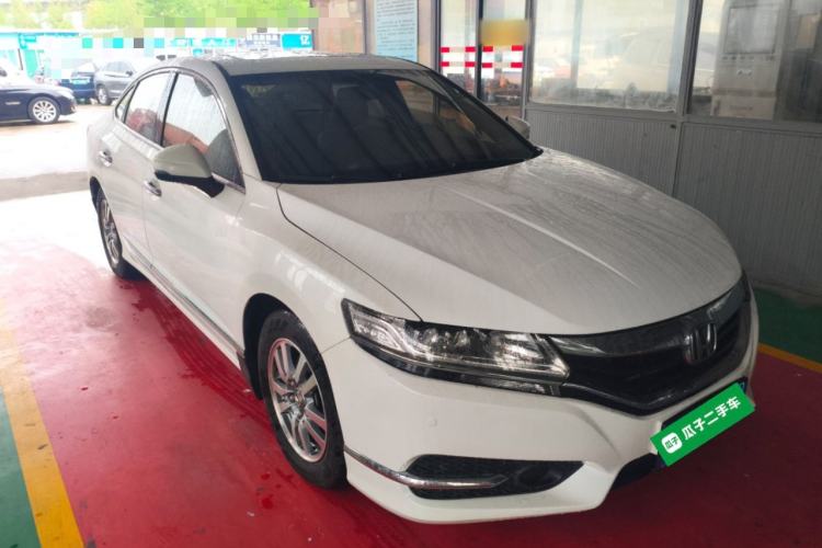 Used Honda Spirior 2017 2.0L Classic Edition Front Right 45 Deg