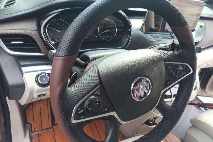 Used Buick GL8 2020 Land Business Class 652T Luxury Model Steering Wheel