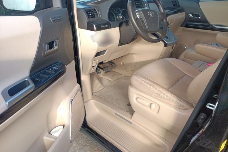 Used Toyota Alphard 2012 3.5L Luxury Edition
